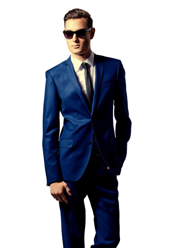Granatowy garnitur MEDIOLAN szyty na miarę