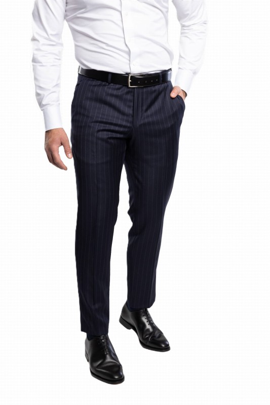 Granatowy wełniany garnitur w prążek TORINO szyty na miarę | kolekcja LUXURY