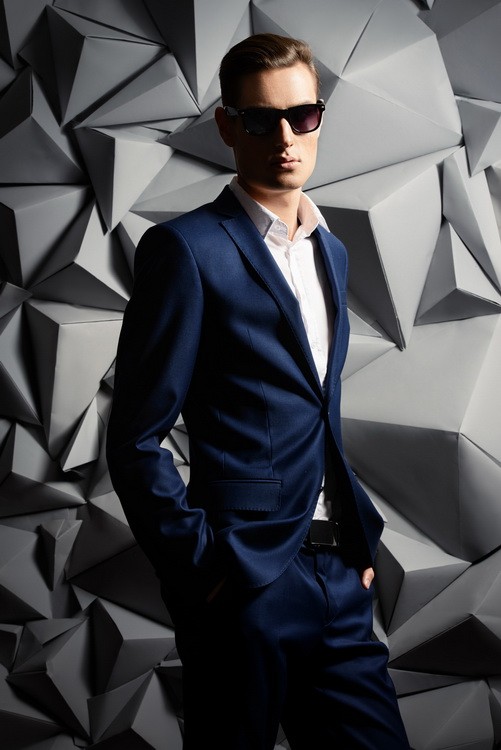 Granatowy garnitur MEDIOLAN szyty na miarę